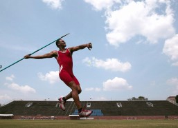 中国体彩网-哑火危机笼罩皇家马德里，维尼修斯15场进球荒，1.5亿欧元身价表现低迷引担忧