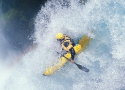 中国体彩网-全场压制仍憾失亚军，广州队竭尽全力后前路何方？