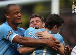 【中国体彩网官方首页】欧冠出线关键战，多特蒙德主场碾压比利亚雷亚尔，高压破密集战术铸就辉煌胜利